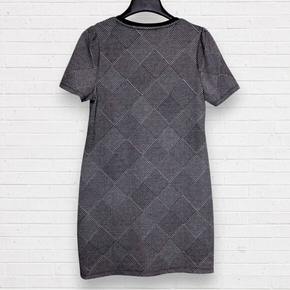 TOMMY HILFIGER Black/White Houndstooth Knit Short Sleeve Shift Dress Womens M - Picture 5 of 9